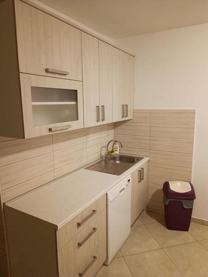 Apartments Josip Zrnovnica Экстерьер фото